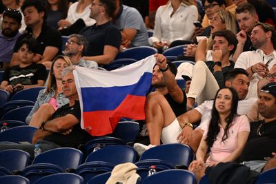 Australian Open bans Russian flag after Ukraine complaint
