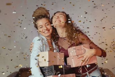 Best 21st birthday gifts for her: Unique ideas that she will love