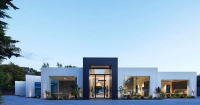 Hollywood style mansion goes on the market for £10m