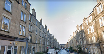 Body of Edinburgh man found at tenement flat after tragic death