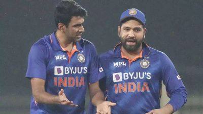Rohit Sharma backs Ashwin's idea of an early start for 2023 ODI World Cup matches