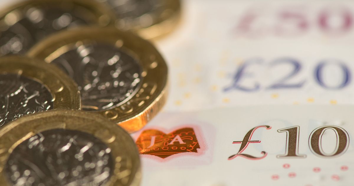 8 DWP changes to Universal Credit and benefits in the…