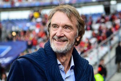 Sir Jim Ratcliffe enters race to buy Manchester United