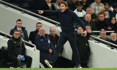 Antonio Conte unhappy at being left alone as the public face of Spurs