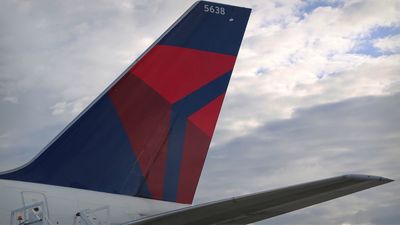 Delta Airlines CEO Slams Lawmakers For 'Unacceptable' Travel Failures