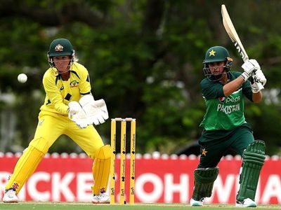 Australia to field in ODI against Pakistan