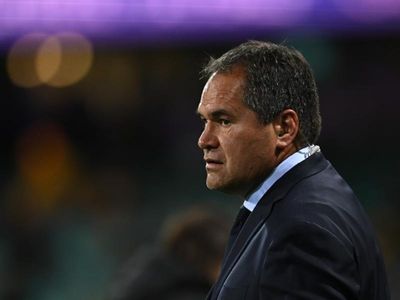 Dave Rennie responds to Wallabies axing