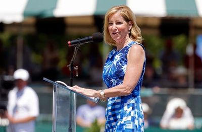 Tennis legend Chris Evert announces she’s cancer-free with a ‘90% chance it will never come back’