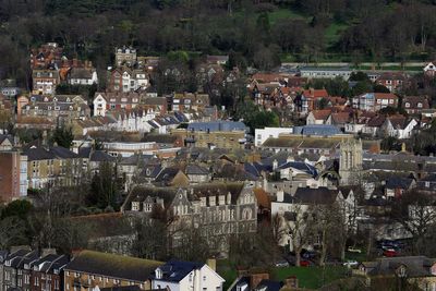 Average UK house price edges down from previous peak