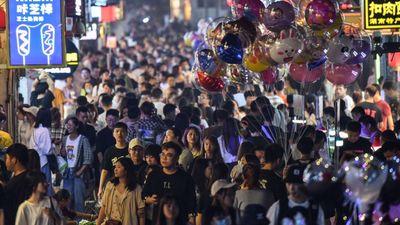 France's population grows slightly while China's population shrinks