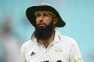 Hashim Amla announces retirement from professional cricket as Surrey lose South African great