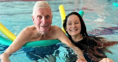Heart-warming moment veteran goes swimming for first time since surviving sinking ship during WW2