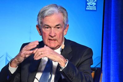 Fed's Powell tests positive for COVID, has 'mild' symptoms