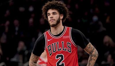 Bulls will take cautious approach with guard Lonzo Ball — ready or not