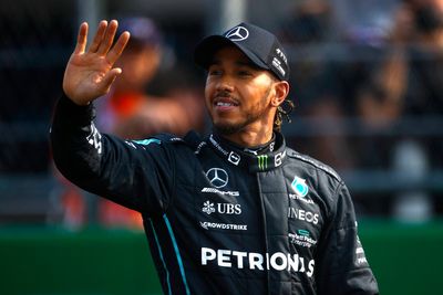 Lewis Hamilton not currently part of Jim Ratcliffe’s bid for Manchester United