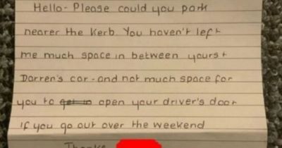 'Psychopath' neighbour's blunt note to driver about parking goes viral over handwriting