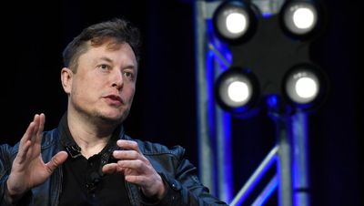 Elon Musk depicted as both liar and visionary in Tesla tweet trial
