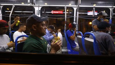 State lawmakers approve sending $20 million to Chicago for care, housing of migrants