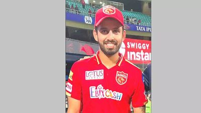 Jitesh Sharma lights up gloomy day for Vidarbha