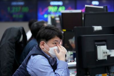 Asian shares mixed after biggest Wall St retreat of the year
