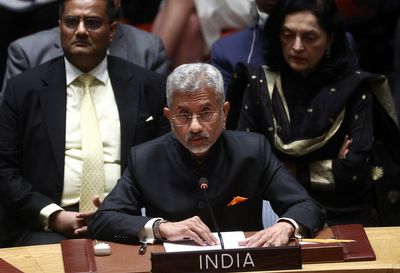 India foreign minister visits Sri Lanka with stronger ties, China in focus