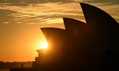 Sydney forecast to enjoy its first 30C day in almost a year