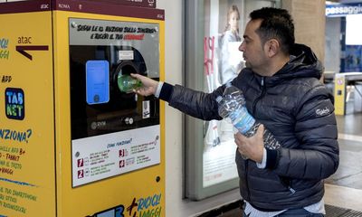 Plastic bottle deposit return scheme finally looks set to start in England