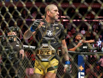 UFC champ Alex Pereira gives timeline for return, open for Israel Adesanya rematch or Robert Whittaker