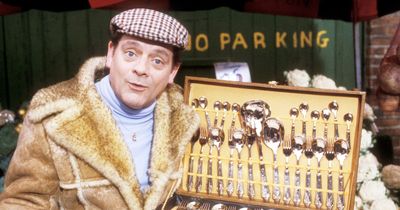 BBC The Apprentice: David Jason makes comeback as Del Boy Trotter for the first time in nearly a decade