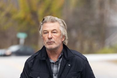 Alec Baldwin to face manslaughter charge