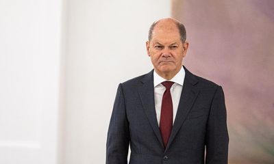 Scholz stalls on Ukraine tanks decision but looks poised to give go-ahead