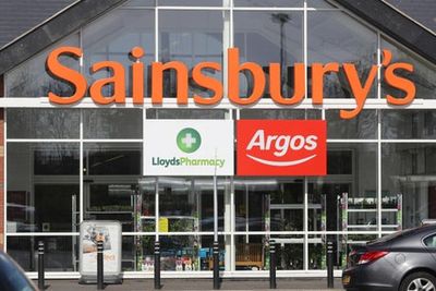 Lloyds Pharmacy to close 237 branches in Sainsbury’s — London pharmacies affected