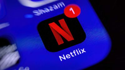 Netflix Stock Surges On Blowout Q4 Subscriber Gains; Reed Hastings Steps Down As Co-CEO