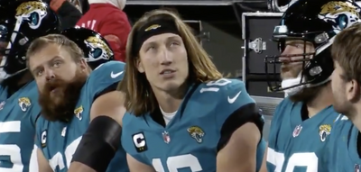 Trevor Lawrence and Josh Allen had perfect mic’d-up reactions when the Jaguars trailed by 27 points