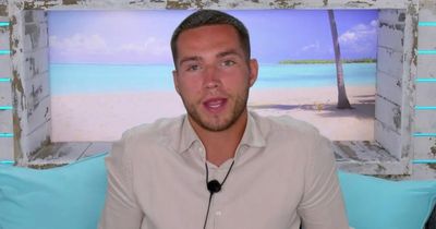 Love Island fans 'work out' Ron's 'game plan' as he's torn between Zara and Lana