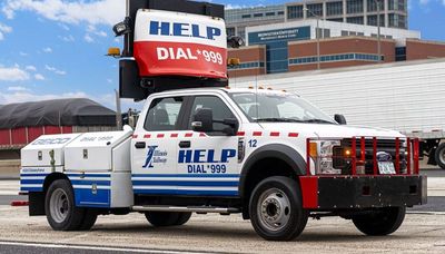 Illinois Tollway H.E.L.P. trucks get new look
