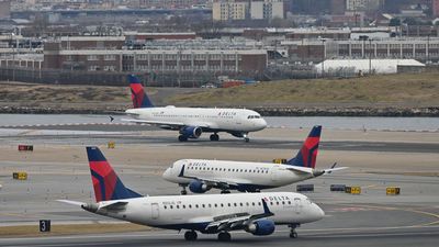 FAA: Outage caused by contract workers unintentionally deleting files