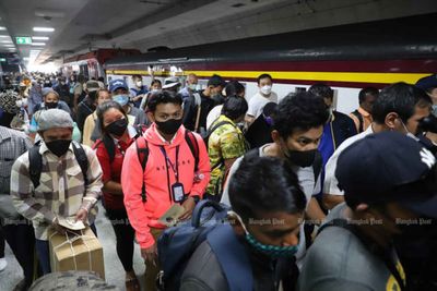 Commuters face rail travel woes