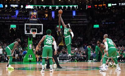 PHOTOS – Warriors at Celtics: Boston outlasts Golden State 121-118 in overtime at the Garden
