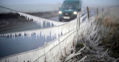 UK weather forecast: Warnings issued as experts predict biting sub-zero weekend