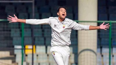 Ranji Trophy: Divij's five-for puts Delhi in sight of rare outright win