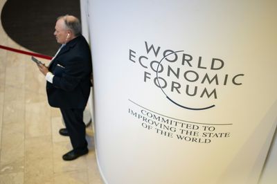 Elite Davos forum 'sitting target' of conspiracy theorists