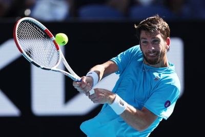 Australian Open: Cameron Norrie crashes out in marathon third-round loss to Jiri Lehecka