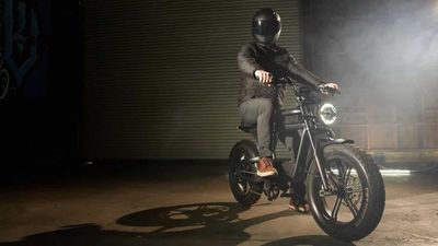 Ride1Up Debuts The Revv1 Class 2 Moped-Style Electric Bike