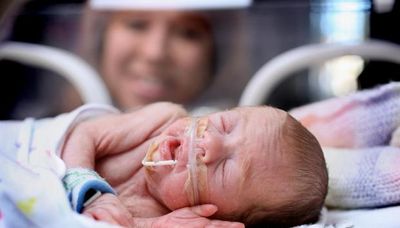 SNP bid for paid neonatal care leave for parents moves closer to becoming law