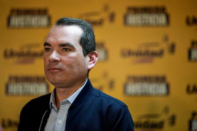 Venezuela opposition may move funds in small amounts to avoid creditors -sources