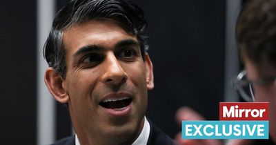 Voters back teachers' strike as they accuse Rishi Sunak of being 'absent'