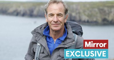 Robson Green finally kicked booze habit after seeing 'certain look on his mother's face'