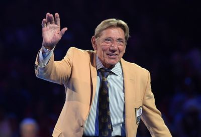 Joe Namath says he’ll allow No. 12 to be unretired if Aaron Rodgers joins Jets