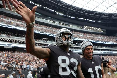 Raiders TE Darren Waller finalist for NFLPA Alan Page Community Award